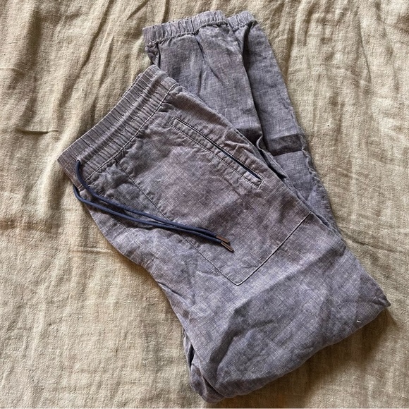 Athleta Cabo Linen Chambray Joggers Size 10
Drawstring Pull-on Pants - Picture 12 of 12